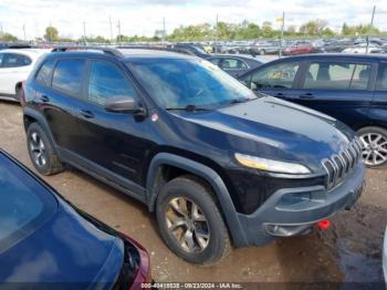  Salvage Jeep Cherokee