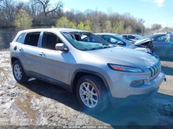  Salvage Jeep Cherokee