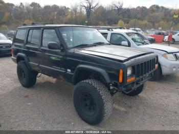  Salvage Jeep Cherokee