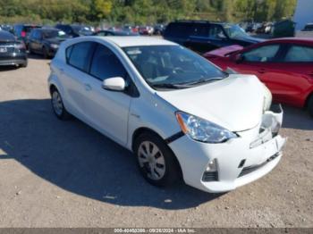  Salvage Toyota Prius c