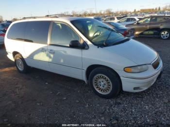  Salvage Chrysler Town & Country