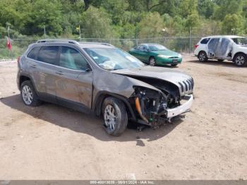  Salvage Jeep Cherokee