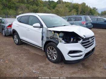  Salvage Hyundai TUCSON