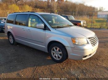  Salvage Chrysler Town & Country