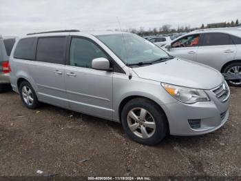  Salvage Volkswagen Routan