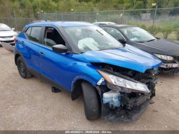  Salvage Nissan Kicks