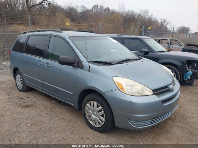  Salvage Toyota Sienna