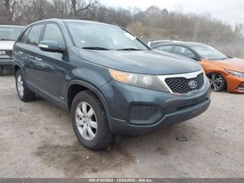  Salvage Kia Sorento