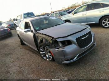  Salvage Chrysler 300