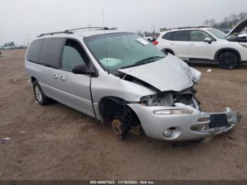  Salvage Chrysler Town & Country