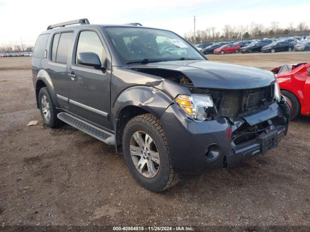  Salvage Nissan Pathfinder