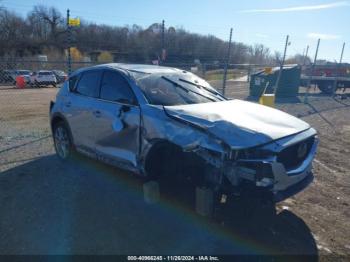  Salvage Mazda Cx