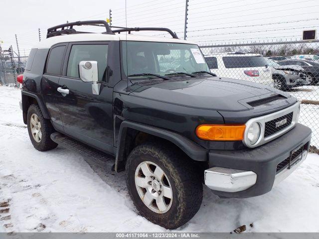  Salvage Toyota FJ Cruiser