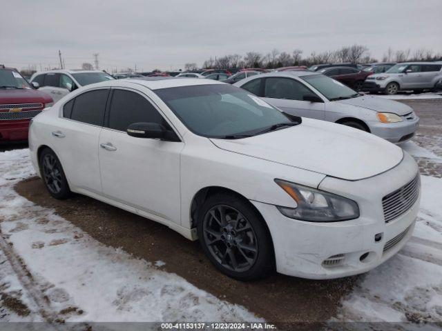  Salvage Nissan Maxima