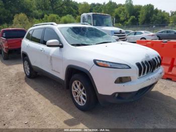  Salvage Jeep Cherokee