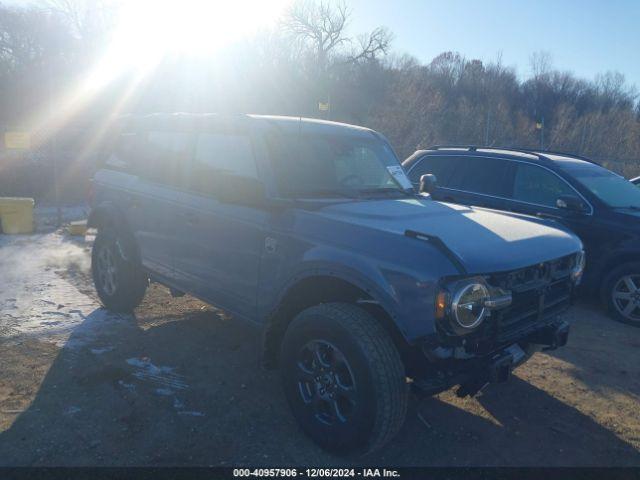  Salvage Ford Bronco