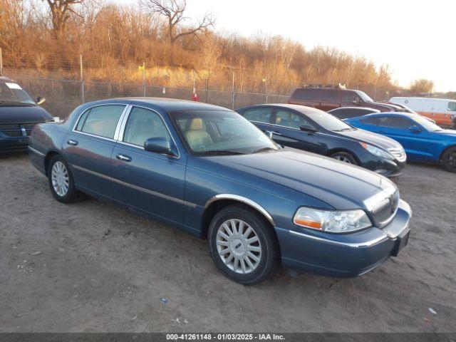  Salvage Lincoln Towncar