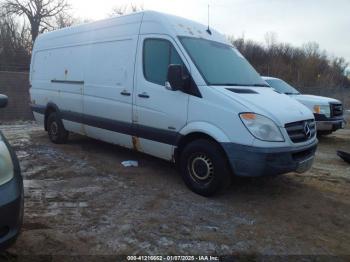  Salvage Mercedes-Benz Sprinter