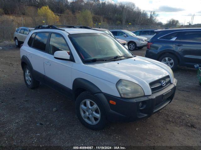  Salvage Hyundai TUCSON