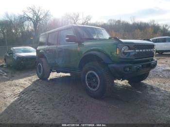  Salvage Ford Bronco