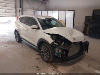  Salvage Hyundai TUCSON