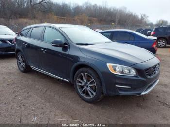  Salvage Volvo V60 Cross Country