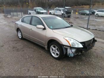  Salvage Nissan Altima