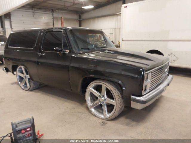  Salvage Chevrolet Blazer