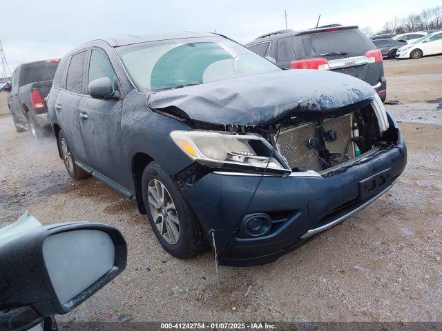  Salvage Nissan Pathfinder