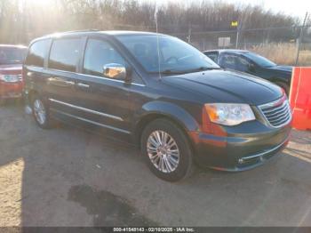  Salvage Chrysler Town & Country