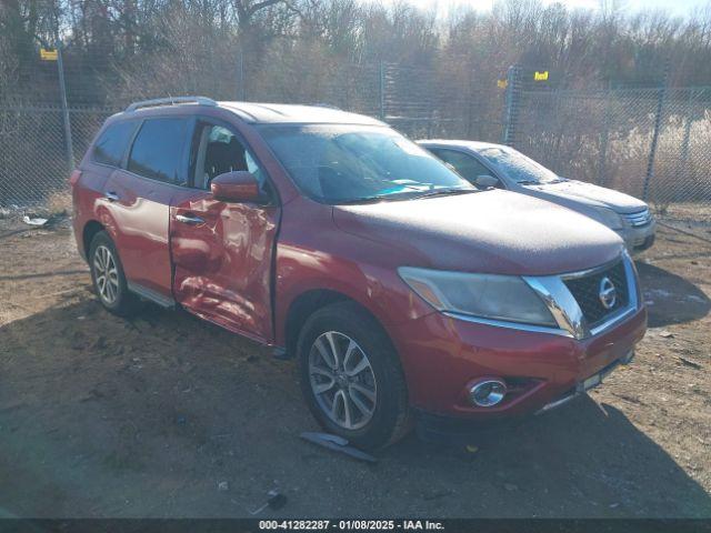  Salvage Nissan Pathfinder