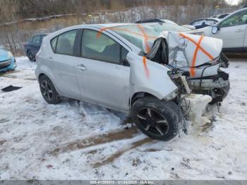  Salvage Toyota Prius c