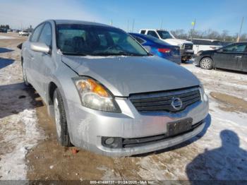  Salvage Nissan Altima