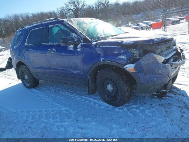  Salvage Ford Explorer