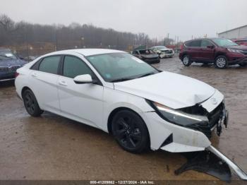  Salvage Hyundai ELANTRA