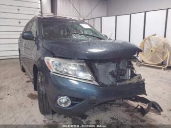  Salvage Nissan Pathfinder