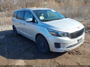  Salvage Kia Sedona