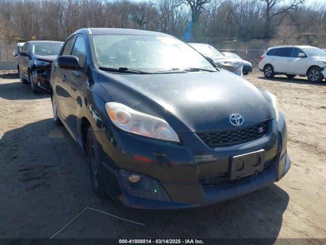  Salvage Toyota Matrix