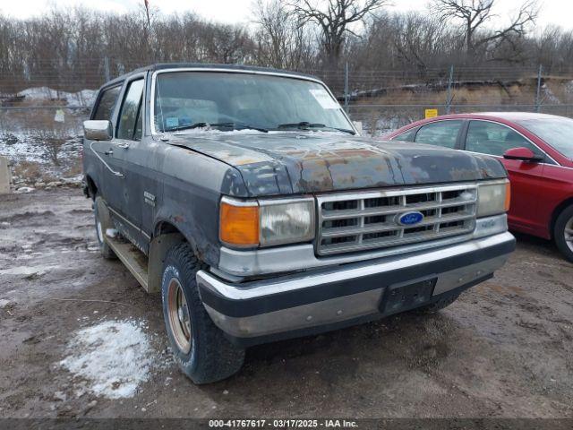  Salvage Ford Bronco