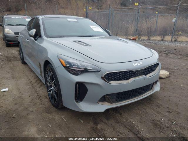  Salvage Kia Stinger