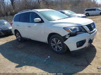  Salvage Nissan Pathfinder