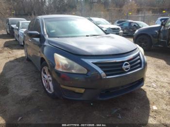  Salvage Nissan Altima