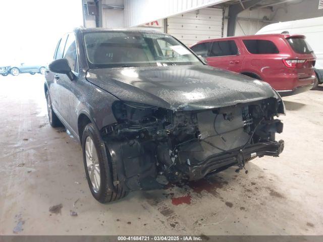  Salvage Volkswagen Touareg