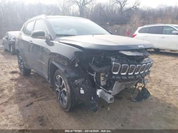  Salvage Jeep Compass