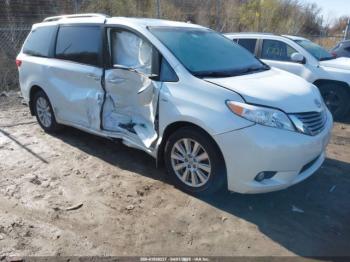  Salvage Toyota Sienna