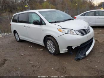 Salvage Toyota Sienna