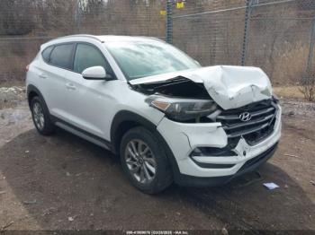  Salvage Hyundai TUCSON