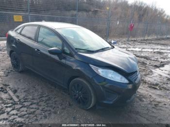  Salvage Ford Fiesta