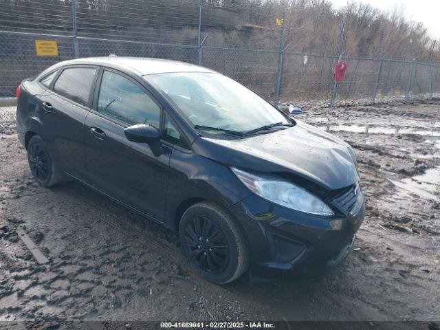  Salvage Ford Fiesta