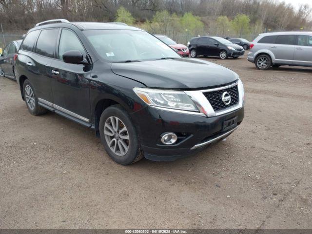  Salvage Nissan Pathfinder